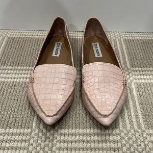 Steve Madden Pale Pink Neutral Pointy Loafer Flat Size 8